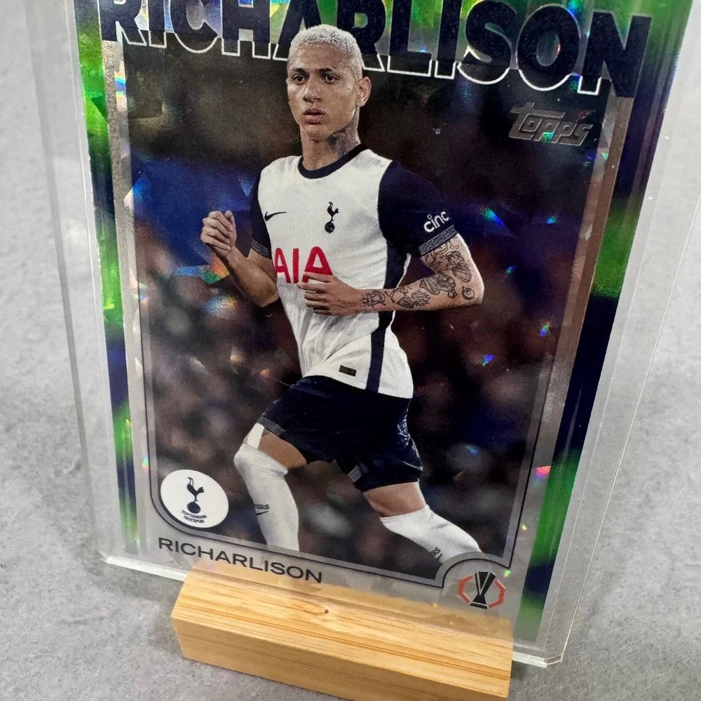Topps Richarlison Trading Card Tottenham Hotspur Green Cracked Ice Refractor 18